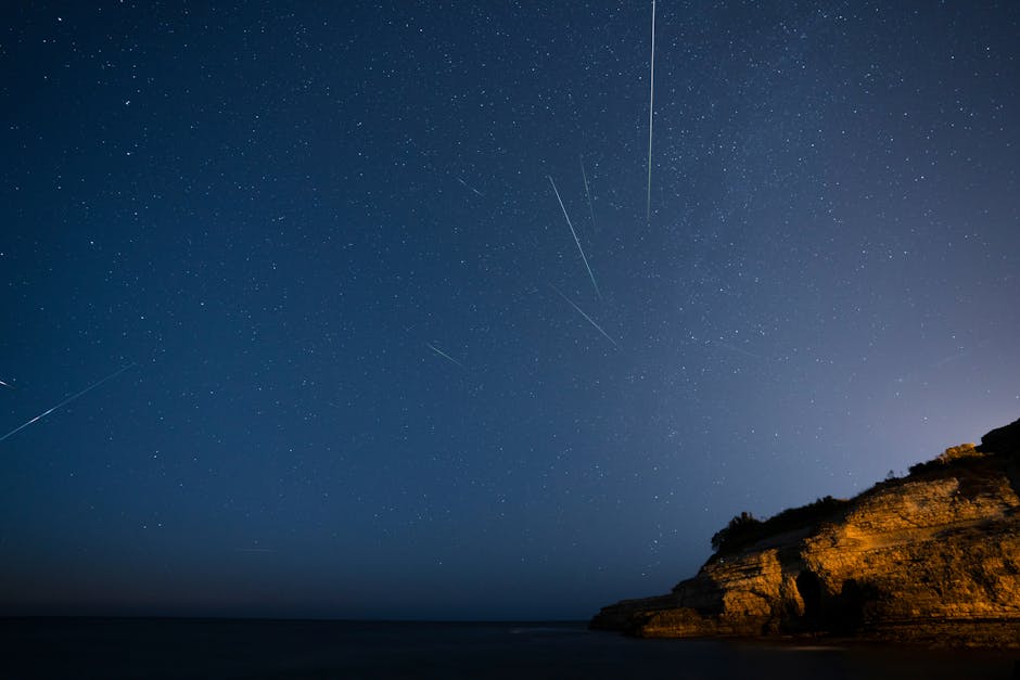 Ideal conditions to see peak of Lyrid meteor shower in UK